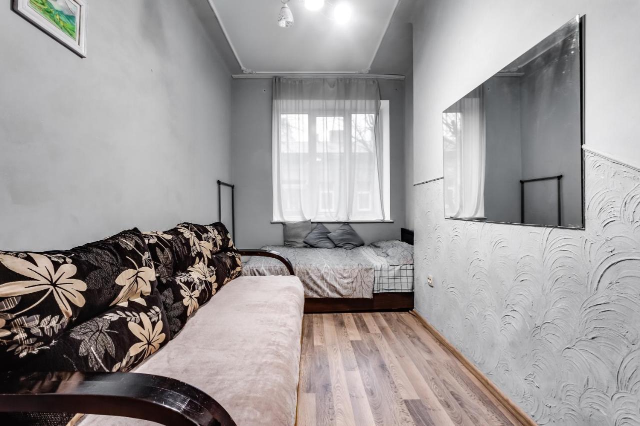 Apartment Near Circus Lviv Ngoại thất bức ảnh